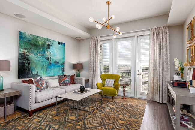 1BR, 1BA - 754SF - The Maxwell