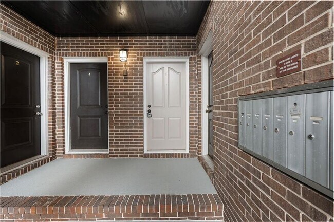 Photo - 757 Houston Mill Rd NE Unit 5