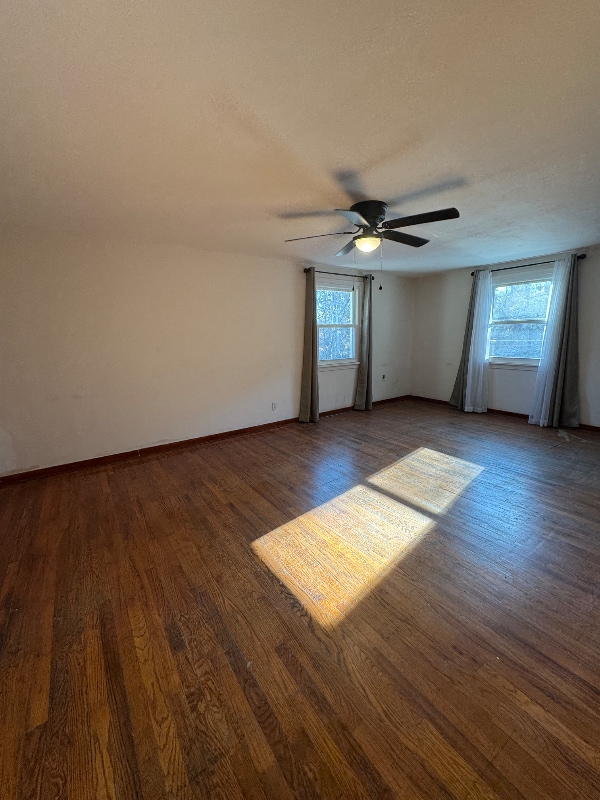 Photo - 2355 Glenbury St