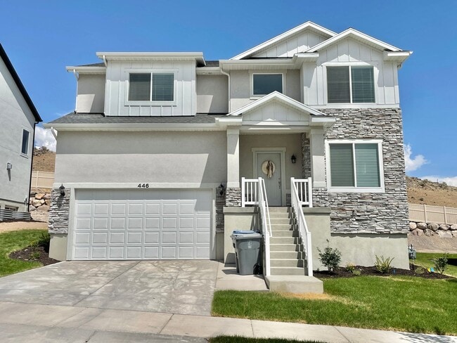 Building Photo - Stunning Two-Story at Quailhill!