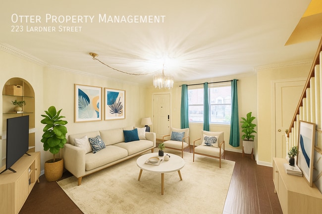 Building Photo - 223 Lardner St