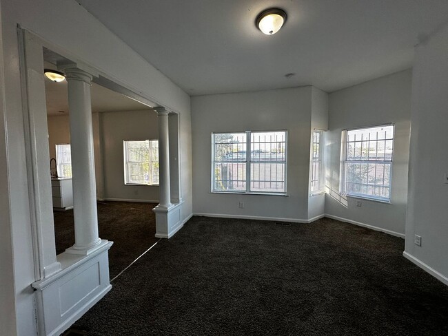 Photo - 432 S Highland Ave