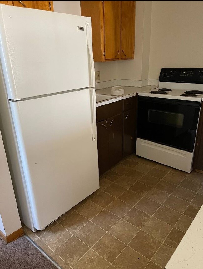 Photo - 803 Wertz Ave SW