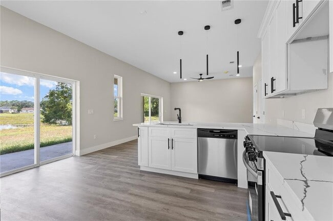 Photo - 33328 CR-473