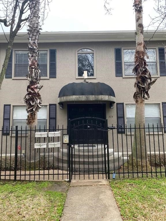 Photo - 315 Branard St Unidad 4