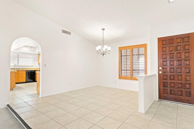 Photo - 7309 W Canterbury Dr