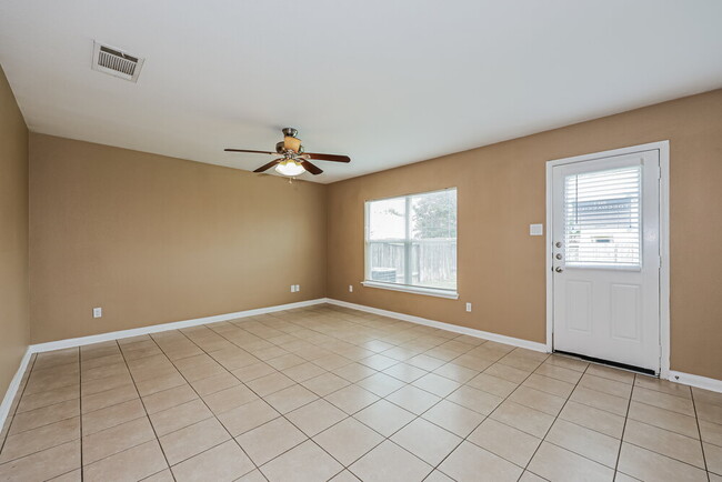 Photo - 10009 Quail Glen Dr
