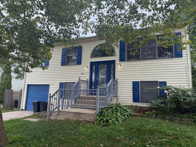 Photo - 198 Village Dr