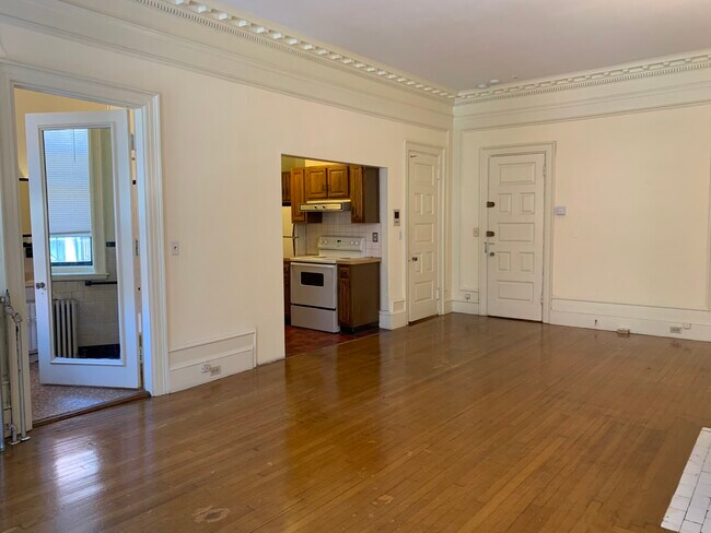 Photo - 379 Commonwealth Ave Unit 3