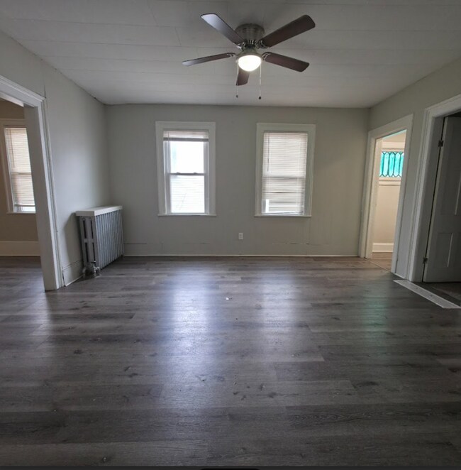 Photo - FS 1308-1310 Buhrer Avenue Unit Down