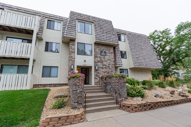 Building Photo - 2321 Aldrich Ave S Rental