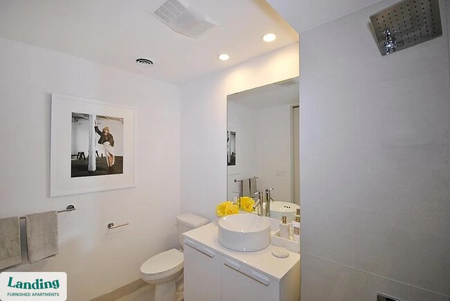 Photo - 1210 Morse Ave Unidad 61.1413029