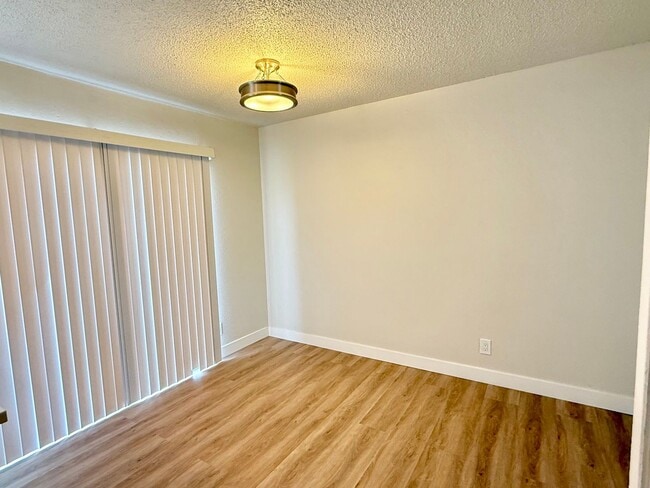 Photo - $2,890 / 2 BR - FULLY REMODELED TOWNHOME IN HAYWARD