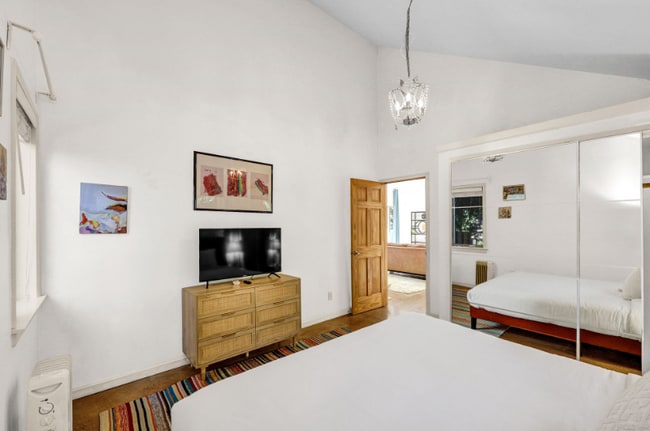 Building Photo - 2765 E 18th Ave