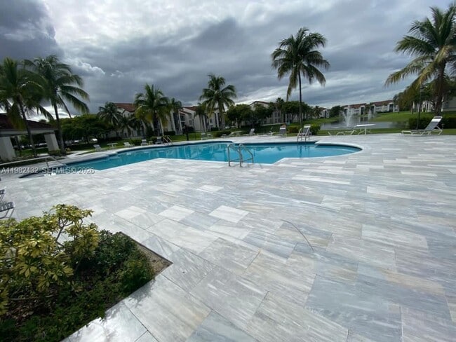 Photo - 4580 NW 107th Ave Unidad 203-13