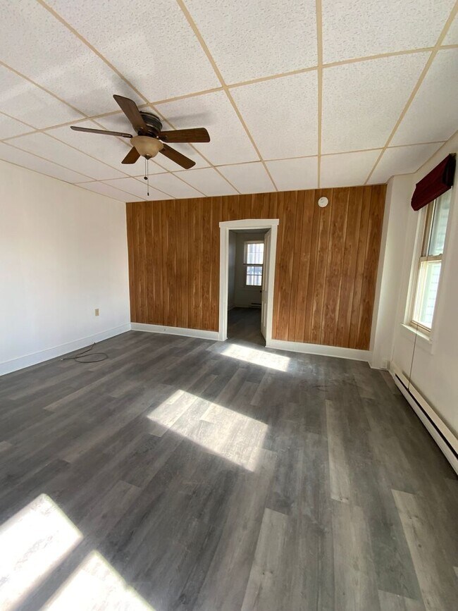 Photo - 37 Railroad Ave Unit 37 RAILROAD AVE. #1