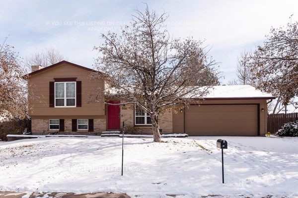 Building Photo - 17430 E Gunnison Pl