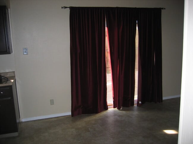 Photo - 1816 Polk Way