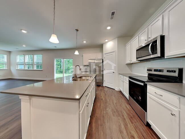 Photo - 609 Rivermist Dr