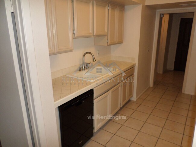 Photo - 6602 E Juniper Ave