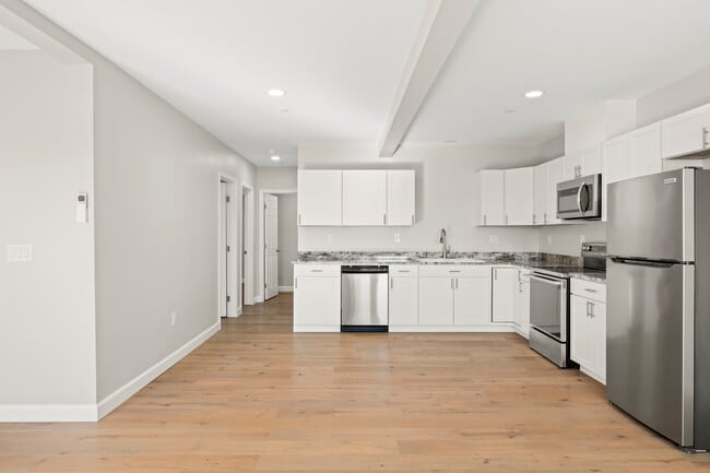 Photo - 812 2nd Ave N