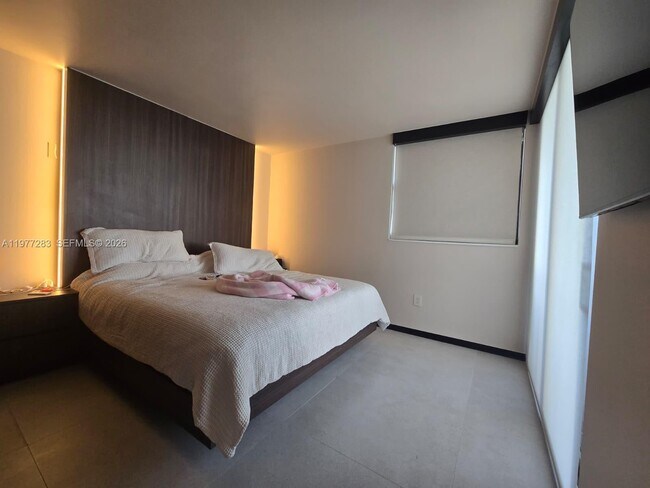 Photo - 6820 Indian Creek Dr Unit 6C