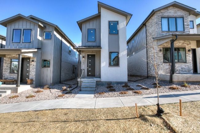 Photo - 829 Cherokee Dr