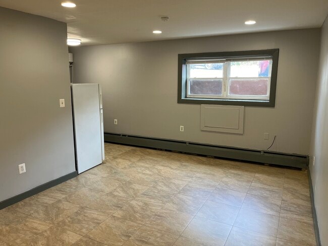 Photo - 32 Cook Ave Unit B12