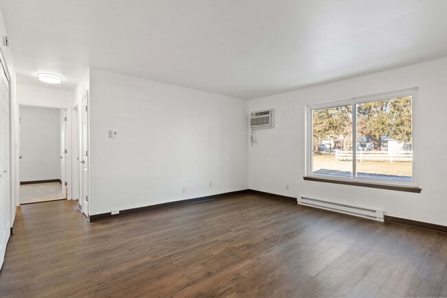 Hillcrest Apartments