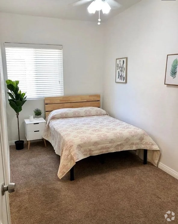 Building Photo - 3013 Somerset Dr Unit #1 Rental