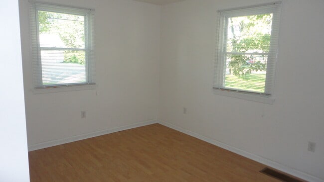 Photo - 558 Wilshire Rd