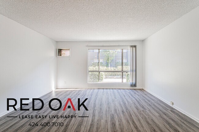 Building Photo - 21315 Roscoe Blvd Unit 121