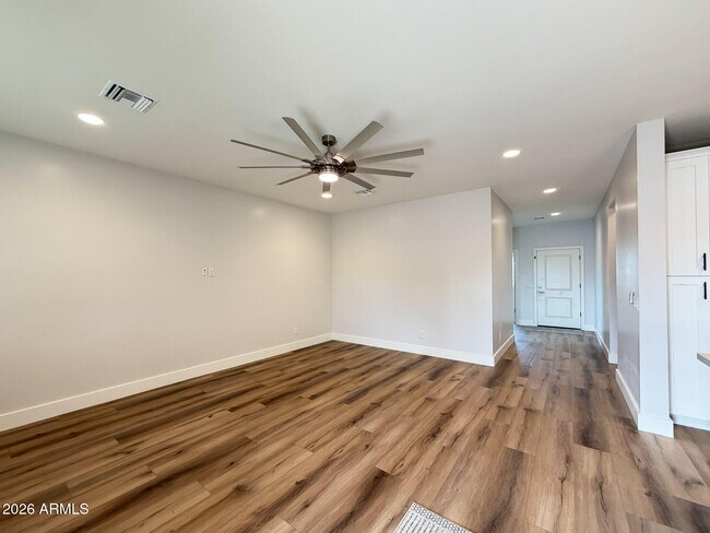 Photo - 5145 E Hash Knife Draw Rd