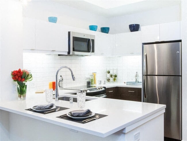 Building Photo - Venn on Market Rental