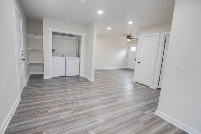 Photo - 139 Wichita Ct Casa