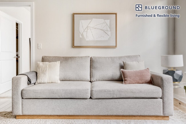 Photo - 360 H St NE Unidad FL3-ID416