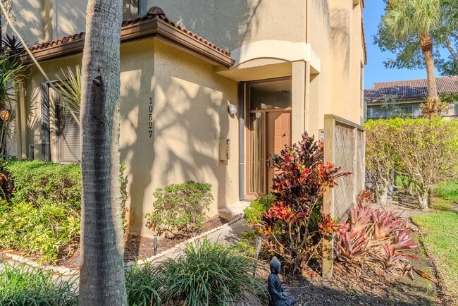 Photo - 10527 NW 10th St Unit B-130