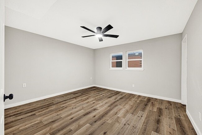 Photo - 5000 Pease St Unidad 24