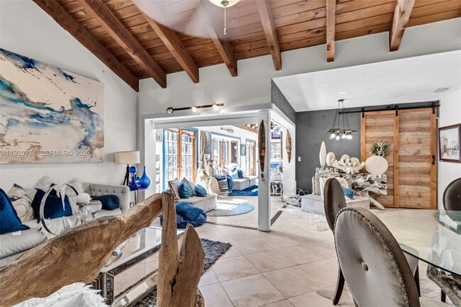 Photo - 1420 W Sandpiper Cir