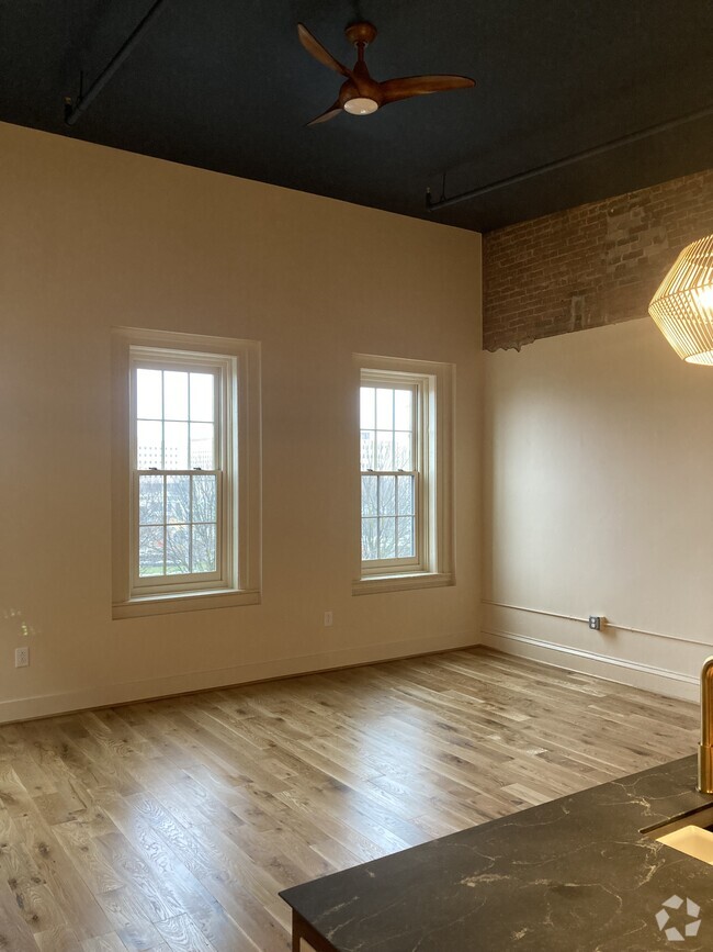 Building Photo - The Marblery Unit 3 Rental