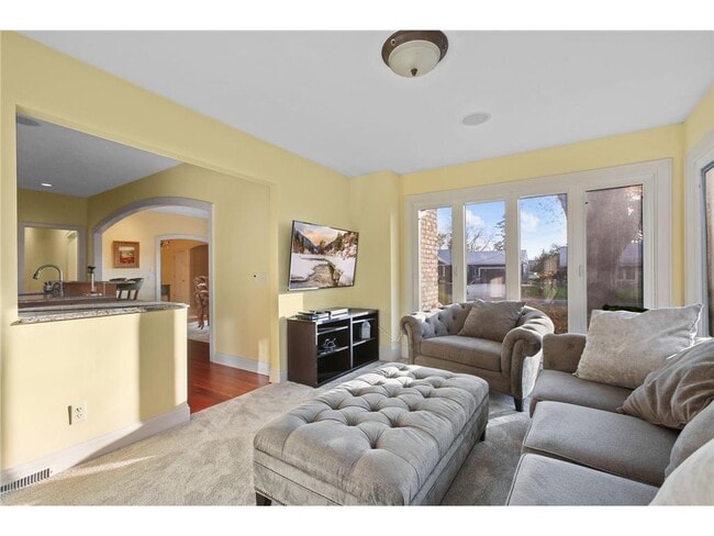 Photo - 5604 Sherwood Ave