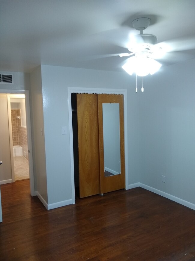 Photo - 2632 Meandering Way