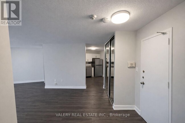 Photo - 75 Eastdale Ave Unit 407