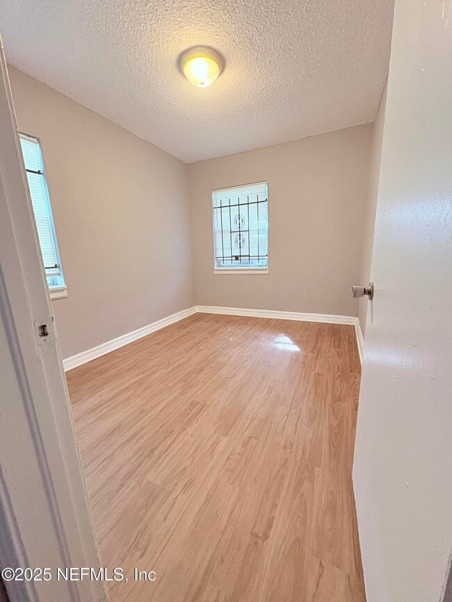 Photo - 2614 Aubrey Ave