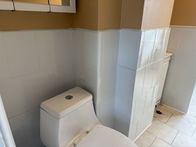 Photo - 43 Auburn St Unit 2