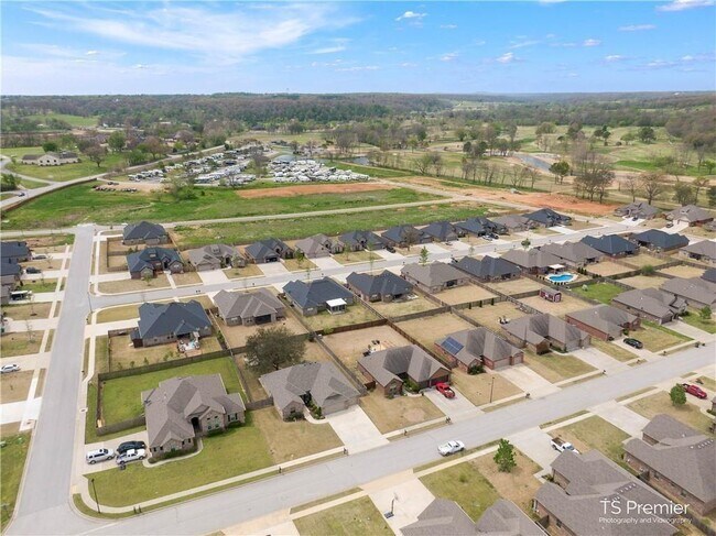 Photo - 202 Pebble Beach Dr