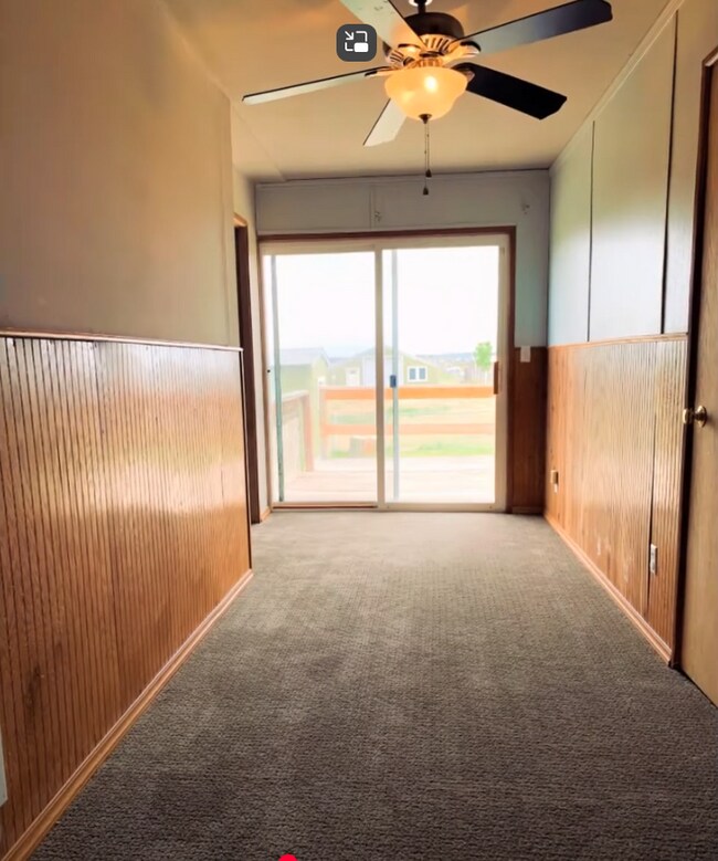 Photo - 2731 Elgin Rd NE