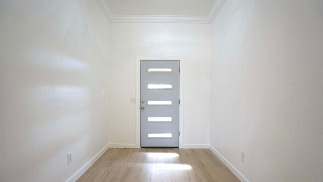 Photo - 8609 NW 113th Ct