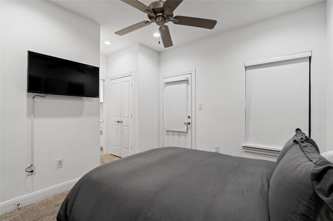 Photo - 3319 Beverly Frst Dr