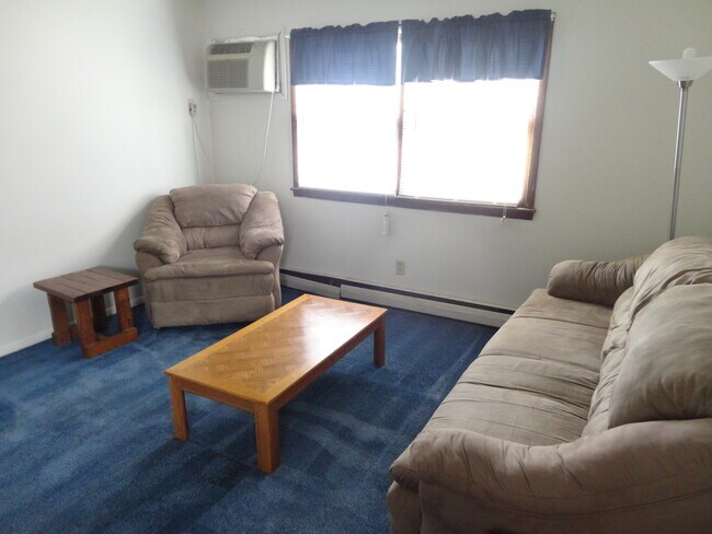 Photo - 204 E Mulberry St